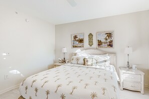 3 habitaciones, decoración personalizada y muebles diferentes 