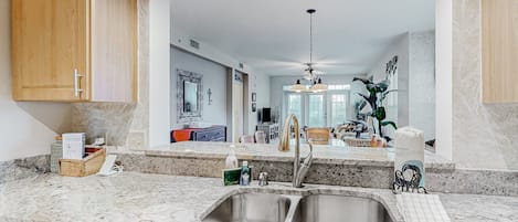 Appartamento, letti multipli, lanai, vista giardino (Atlantis Bliss) | Cucina privata