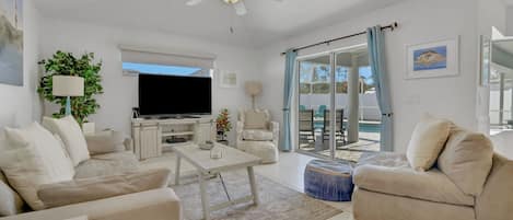 House, Multiple Beds, Pool Access, Pool View (The Lillie Pad) | Living area