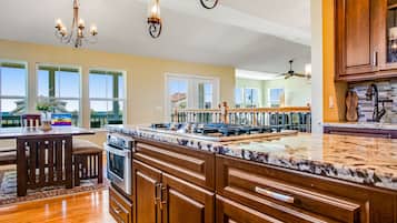 House, Multiple Beds, Patio, Partial Ocean View (Sea Oats Retreat) | Private kitchen