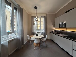 Dining - A mix of history in the Fashion Quadrilateral, in the center of world luxury. (Milano)