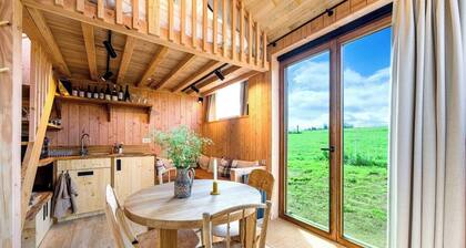 Cabane du Hibou: Cosy cabin in the heart of nature, a peaceful retreat to recharge