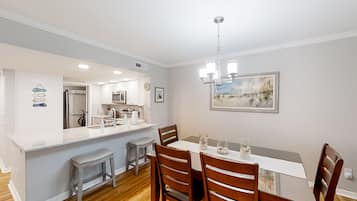 Condo, Multiple Beds, Balcony, Garden View (2120 Beach Wood) | 2 bedrooms, individually decorated, individually furnished