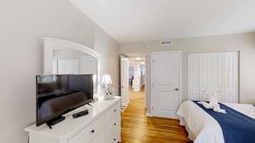 2 habitaciones, decoración personalizada y muebles diferentes