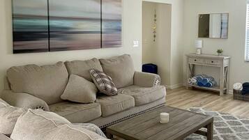 Ferienhaus, Mehrere Betten, Küche, Gartenblick (Piece of Paradise) | Wohnbereich