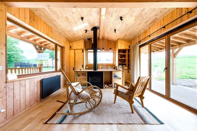 Cabane du Héron: Cosy cabin in the heart of nature, a peaceful retreat to recharge