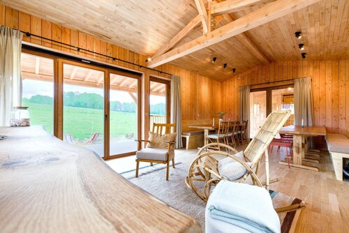 Cabane du Pic: Cosy cabin in the heart of nature, a peaceful retreat to recharge