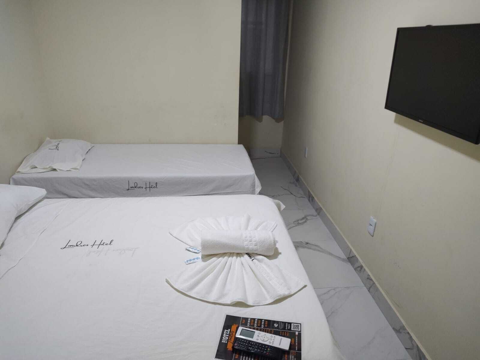 Twin Room | Free WiFi