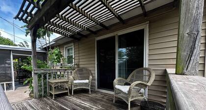 Blue Jay Cottage - a serene 3 bedroom cottage, Vance, families & pets