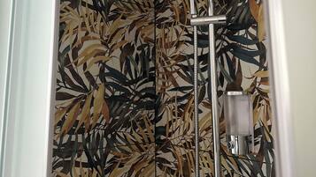 Economy-Doppelzimmer, Gartenblick | Badezimmer | Bidet