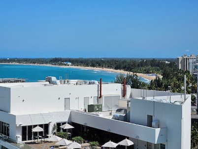 Isla Verde beachfront jewel/ cozy apartment/ steps to the water/  amazing views