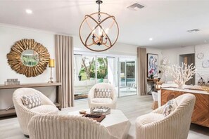 Lobby - Luxury Beach House with Golf Course View (Naples)