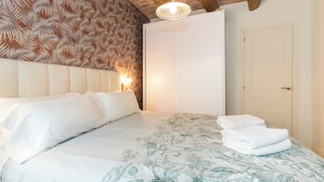 熨斗/熨衣板、免费 WiFi、床单