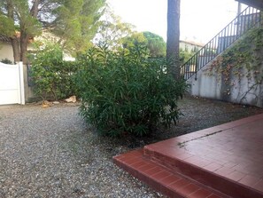 Property grounds - House with garden and parking, sleeps 7, in Argelès-sur-Mer (Argelès-sur-Mer)