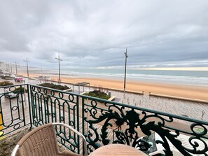 Property grounds - Studio for 2 with Wi-Fi, residence with pool (Les Sables-d'Olonne)