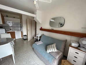 TV - Apartment for 4 at 50m from the beach (Argelès-sur-Mer)