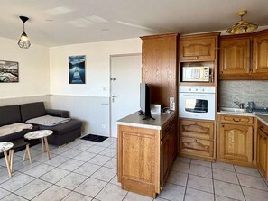 Interior - Charming T2 with parking, WiFi, near the beach (Le Barcarès)