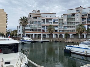 Marina - Modern 3-room apartment on marina for 6 people (Canet-Plage)
