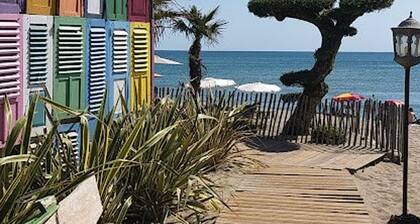 Cozy Beach House with Terrace and Parking, 100m from the Shore - Torreilles Plage