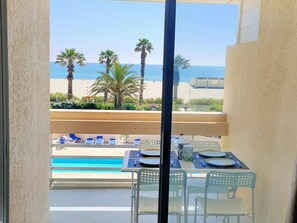 Dining - 2-room apartment for 5 ppl with pool and parking facing the sea (Canet-Plage)