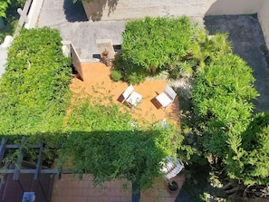 Terrace/patio - Charming cottage Canet, near beach, quiet, private parking (Canet-en-Roussillon)