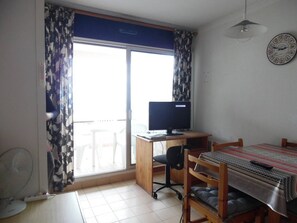 Interior - Canet Beach Studio Cabin with Parking - 4 Pers. (Canet-Plage)