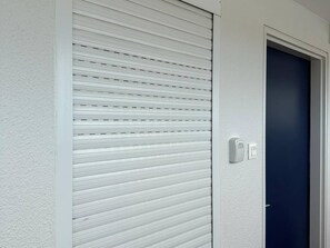 Interior - Modern apartment with air conditioning, balcony, and parking (Canet-en-Roussillon)