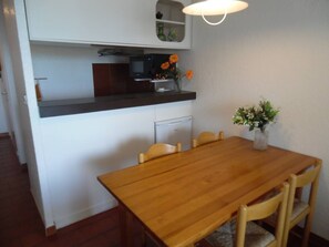 Dining - Renovated sea-facing apartment with parking (Canet-Plage)