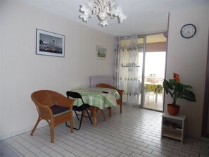 Interior - Bright 2-room apartment with private parking at Canet-Plage (Canet-Plage)