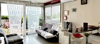 Beachfront Studio with A/C, Parking & Terrace
