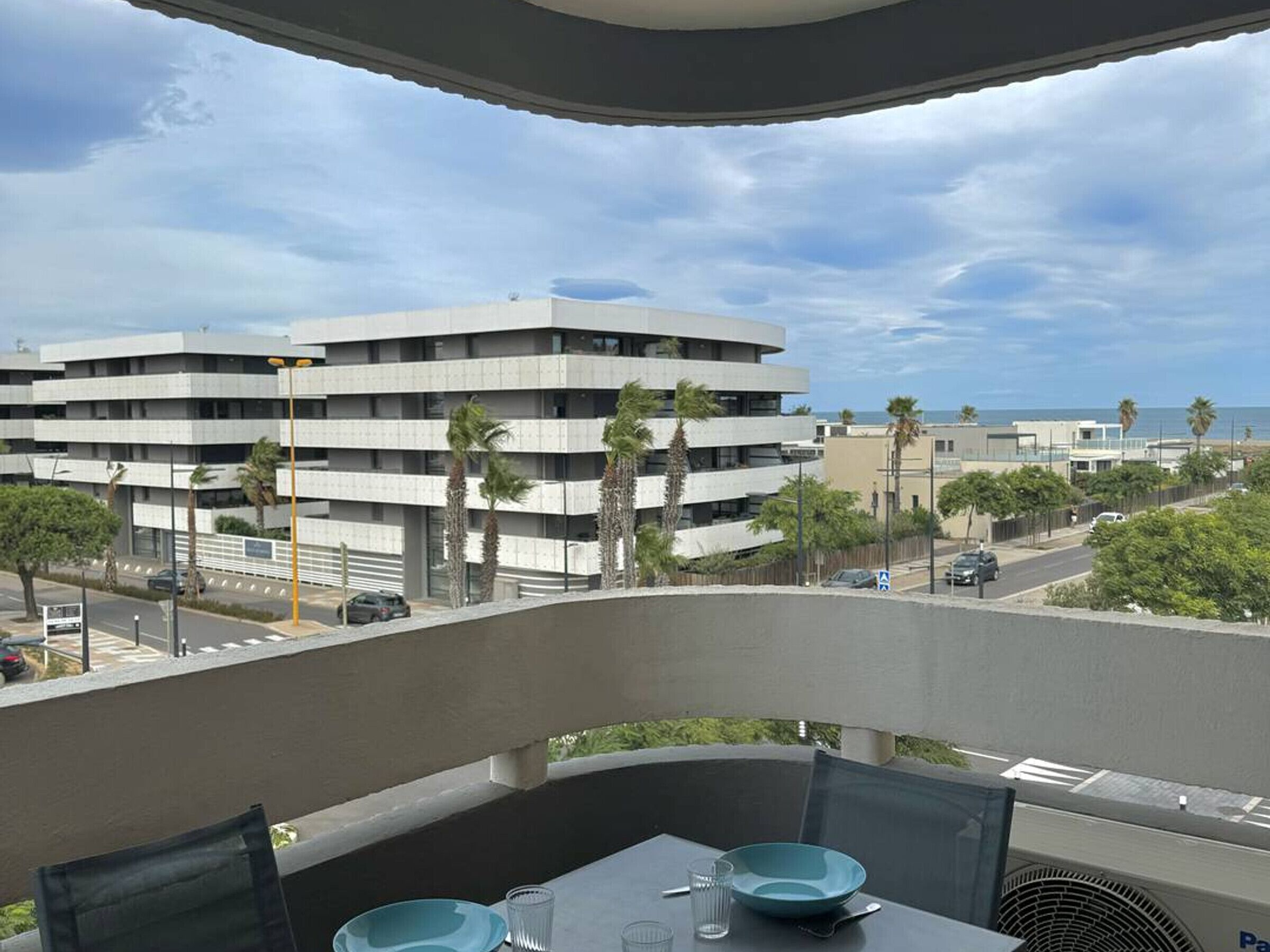 屋外ダイニングエリア