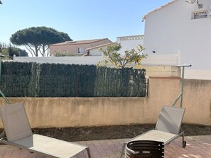 Property grounds - Quiet house near beach, pets allowed, parking (Le Barcarès)