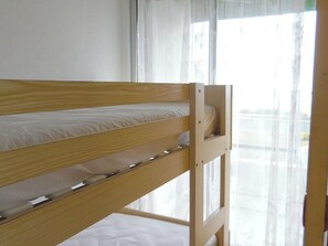 Room - Renovated studio 4 pers sea view with parking and air conditioning (Canet-Plage)