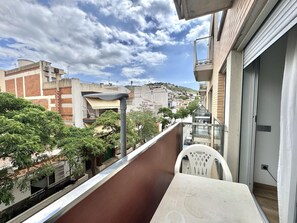 Property grounds - Central Apartment in Roses, Close to Beach, Shops, and Bus Station (Roses)