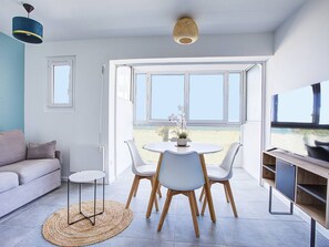 Dining - Canet Beach modern renovated T2, near sea (Canet-en-Roussillon)
