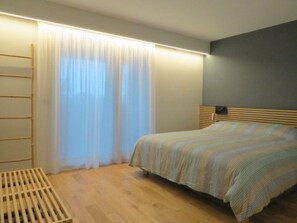 3 bedrooms, free WiFi - Luxurious air-conditioned apartment with great view and secure parking (Canet-Plage)