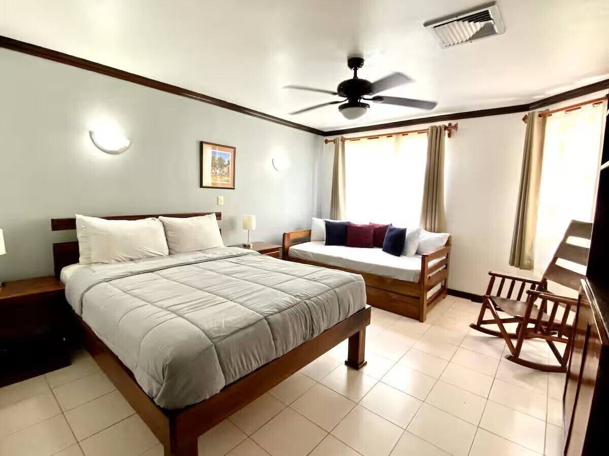 Accès Internet, draps fournis