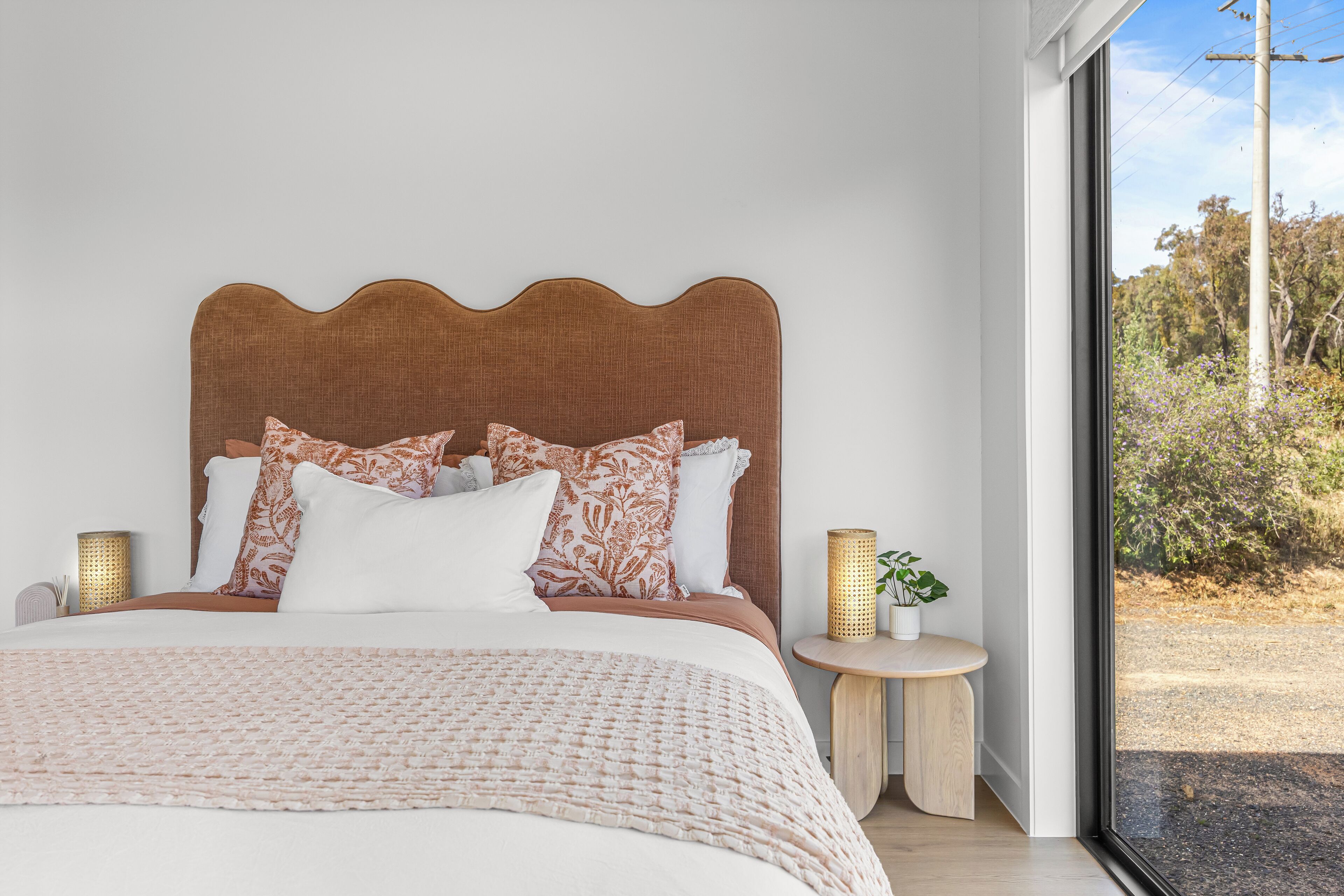 1 slaapkamer, een strijkplank/strijkijzer, gratis wifi, beddengoed