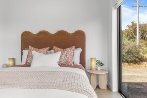 1 chambre, fer et planche à repasser, Wi-Fi gratuit, draps fournis