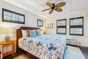 House, Multiple Beds, Pool Access, Pool View (Secret Garden Oasis) | 4 bedrooms, individually decorated, individually furnished, bed sheets - Dog-friendly Cottage by the Beach With Private Pool, Pool Spa, & Free Wifi (St. Simons Island)