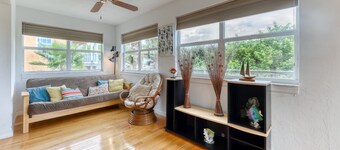 Dog-friendly Home With Beach Access & Deck - Snowbirds Welcome