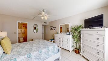 Condo, Multiple Beds, Kitchen, Pool View (Pelican Inlet E133) | 2 bedrooms, individually decorated, individually furnished, bed sheets