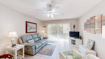 Condo, Multiple Beds, Kitchen, Pool View (Pelican Inlet E133) | View from room