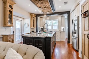 Interior - Extraordinary Old Florida Home With Designer Interior & Backyard Treehouse (St. Augustine)