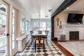 House, Multiple Beds, Patio, Garden View (San Carlos) - Extraordinary Old Florida Home With Designer Interior & Backyard Treehouse (St. Augustine)