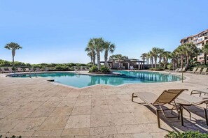 Pool - Lovely Amelia Island Condo With Pool, W/D & Central AC (Fernandina Beach)