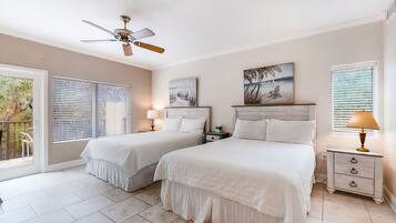 Vila, 2 Tempat Tidur Queen, balkon, pemandangan kolam renang (2533 Tennis Villas Efficiency) | 1 kamar tidur dan didekorasi berbeda-beda