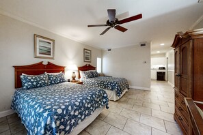 Kondominium, 2 Tempat Tidur Queen, akses ke kolam renang (2509 Tennis Villas Efficiency) | 1 kamar tidur dan didekorasi berbeda-beda