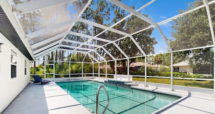 Home Near the Beach With Private Pool, Inviting Patio, Streaming & AC