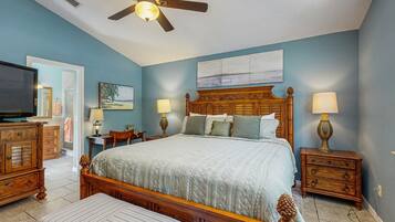 Huis, meerdere bedden, hot tub, uitzicht op tuin (The Beachcomber's Hideaway) | 1 slaapkamer, individueel gedecoreerd, individueel gemeubileerd